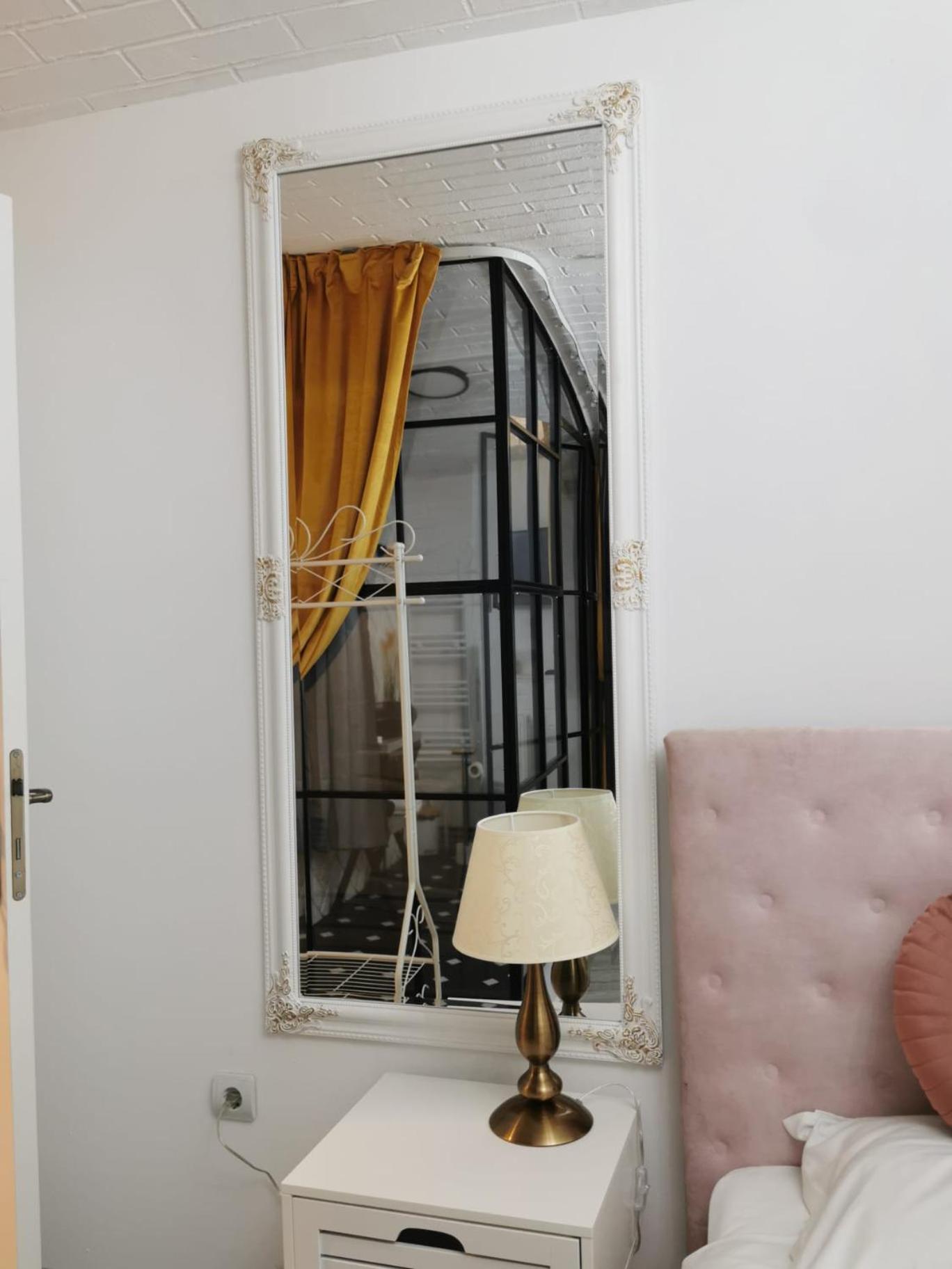 Aramis Boutique In Old Town Center Apartment บราชอฟ ภายนอก รูปภาพ